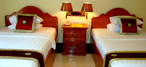 MONOROM VIP HOTEL 2*